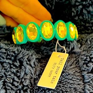 Fabulous turquoise bracelet with lime stones! 🌟NEW🌟